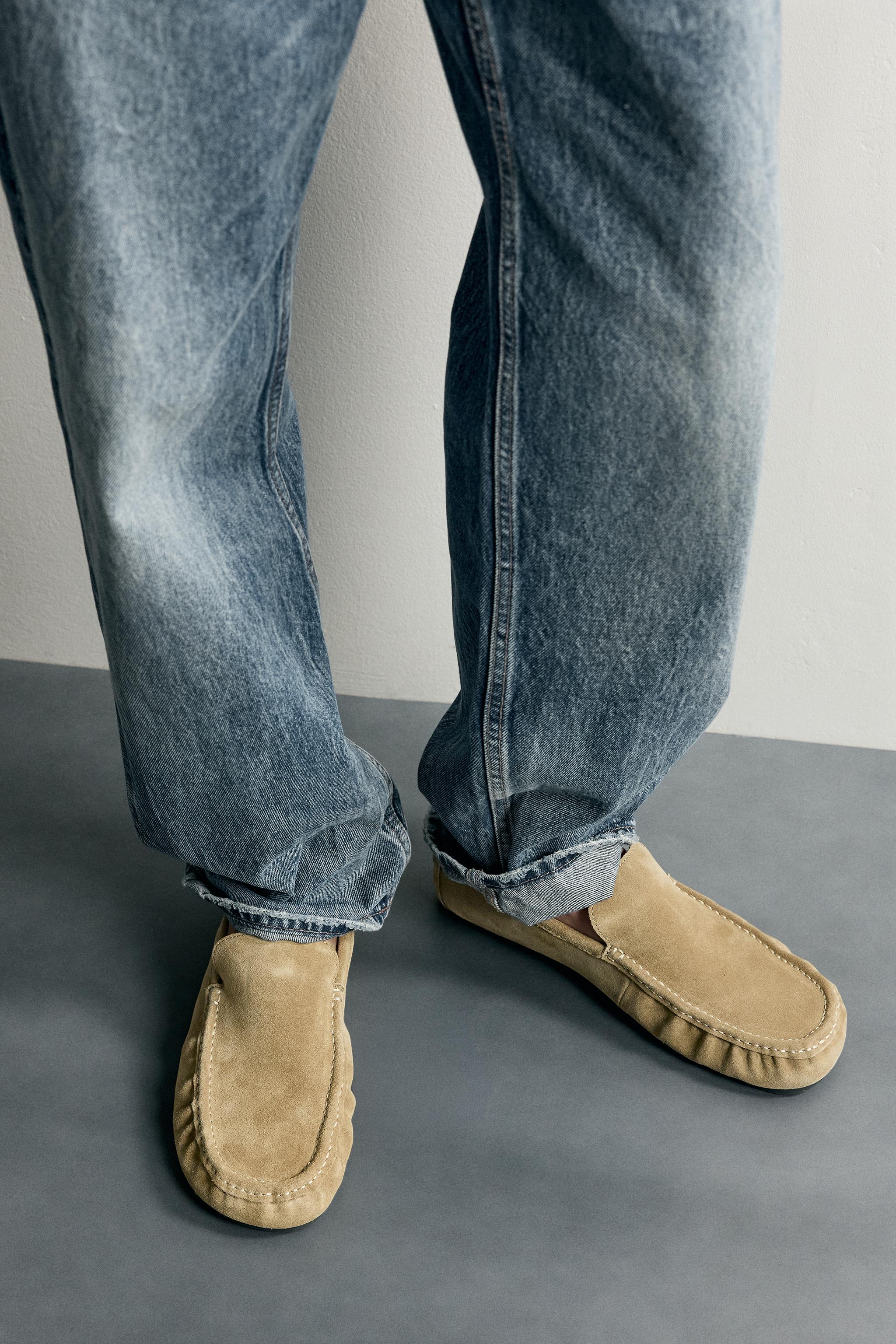 LEATHER LOAFERS